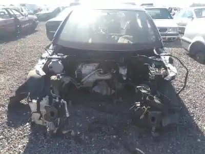 Veículo de Sucata VOLKSWAGEN GOLF VI (5K1) 1.6 TDI do ano 2004 alimentado BGU