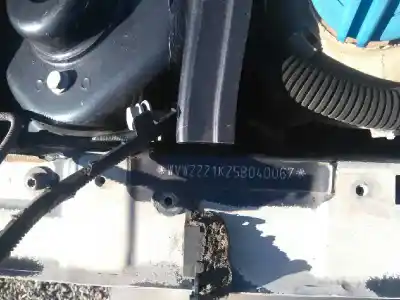 Veículo de Sucata volkswagen golf vi (5k1) 1.6 tdi do ano 2004 alimentado bgu