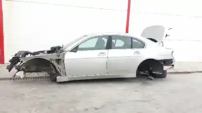 Scrapping Vehicle BMW 7 (E65, E66, E67) 730 LD of the year 2003 powered 