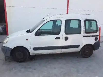Vehicul casat renault   al anului 2003 alimentat k9kb7