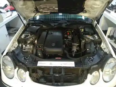 Veículo de Sucata mercedes-benz clase e (w211) e 400 cdi (211.028) do ano 2004 alimentado om646961