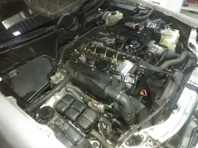 Veículo de Sucata mercedes-benz clase e (w211) e 400 cdi (211.028) do ano 1999 alimentado om611961