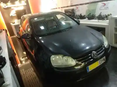 Scrapping Vehicle volkswagen golf v (1k1) 1.6 fsi of the year 2005 powered bag