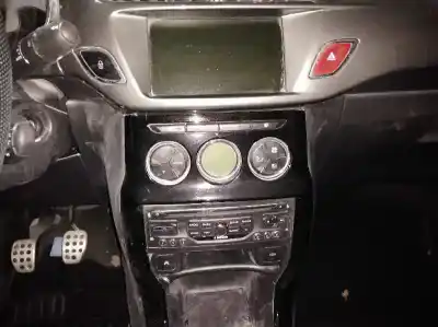 Veicolo di demolizione citroen ds3 base dell'anno 2013 alimentato 5f02