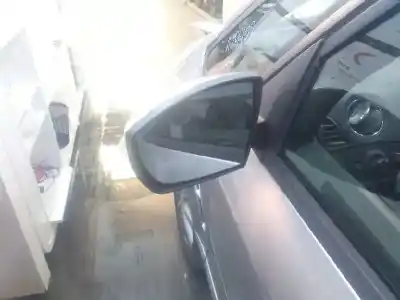 Veículo de Sucata ford galaxy (ca1) 2.0 tdci cat do ano 2007 alimentado qxwb