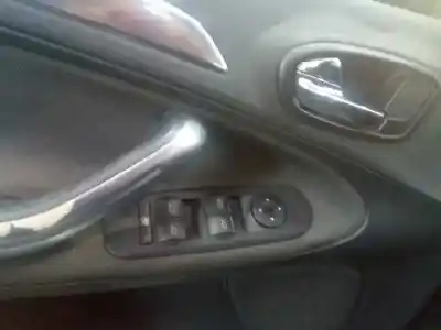 Veículo de Sucata ford galaxy (ca1) 2.0 tdci cat do ano 2007 alimentado qxwb