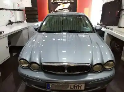 Veicolo di demolizione JAGUAR XTYPE 2.2 D dell'anno 2005 alimentato D BG