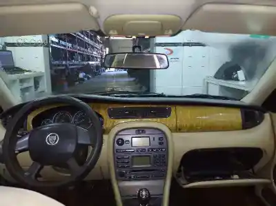 Veicolo di demolizione jaguar xtype 2.2 d dell'anno 2005 alimentato d bg