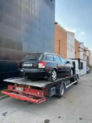 Veicolo di demolizione audi a4 (8ec) 1.9 tdi dell'anno 2004 alimentato avf