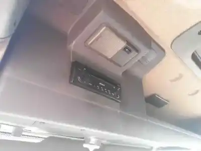 Здавання транспортного засобу renault midlum fg xxx.10 b e3 cabina doble року 2005 потужний dci4cj01