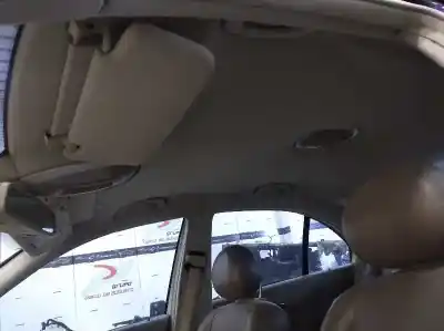 Veicolo di demolizione mercedes-benz clase e (w211) e 400 cdi (211.028) dell'anno 2003 alimentato om647961