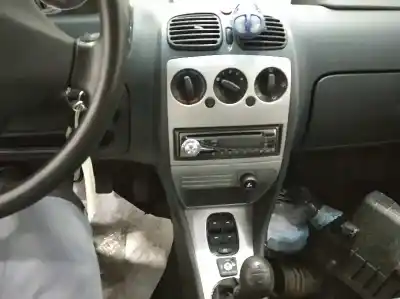 Здавання транспортного засобу tata indica tata року 2009 потужний 
