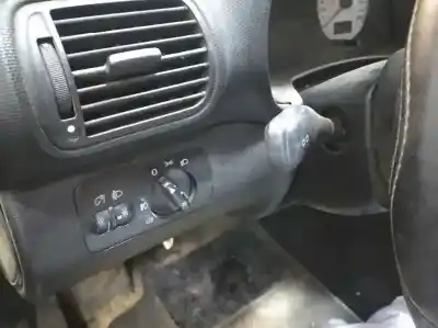 Veicolo di demolizione seat leon 1.9 tdi fr -arl dell'anno 2002 alimentato arl