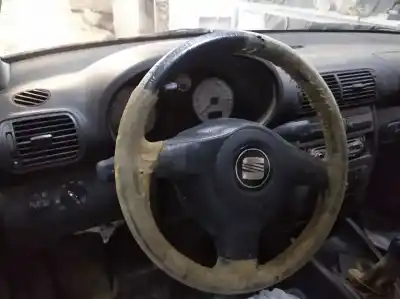 Veicolo di demolizione seat leon 1.9 tdi fr -arl dell'anno 2002 alimentato arl