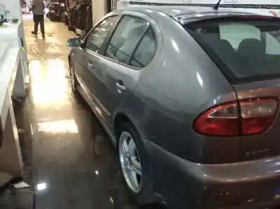 Veicolo di demolizione seat leon 1.9 tdi fr -arl dell'anno 2002 alimentato arl