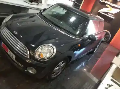 Veículo de Sucata mini mini (r56) cooper do ano 2008 alimentado n12b16a