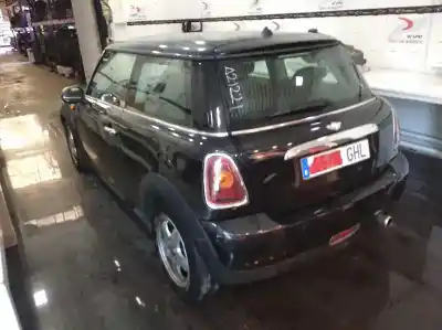Veículo de Sucata mini mini (r56) cooper do ano 2008 alimentado n12b16a