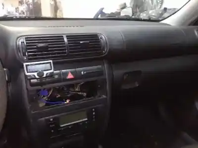 Здавання транспортного засобу seat toledo ii (1m2) 1.9 tdi року 2004 потужний asv