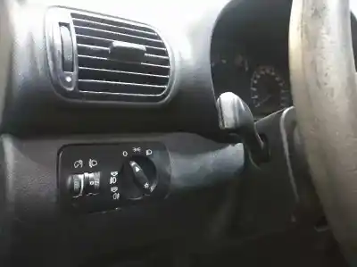 Здавання транспортного засобу seat toledo ii (1m2) 1.9 tdi року 2004 потужний asv