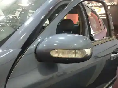 Veículo de Sucata mercedes-benz clase e (w211) e 400 cdi (211.028) do ano 2004 alimentado 647961