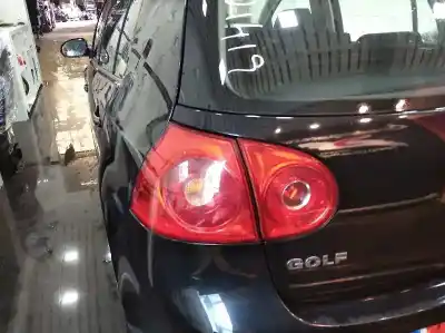 Veicolo di demolizione volkswagen golf v (1k1) 1.9 tdi dell'anno 2007 alimentato bxe