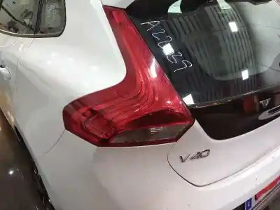 Veículo de Sucata volvo v40 fastback d3 do ano 2017 alimentado d4204t9