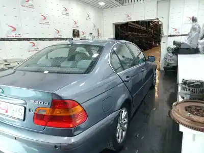Veículo de Sucata bmw 3 (e46) 320 d do ano 2004 alimentado 204d4 d
