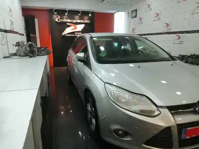 Утилизация автомобиля ford focus iii sedán 1.0 ecoboost года 2014 питание m1da