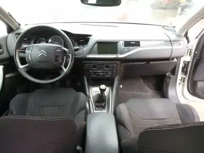 Veículo de Sucata citroen c5 i (dc_) 2.0 16v (dcrfnc dcrfnf) do ano 2011 alimentado rhf