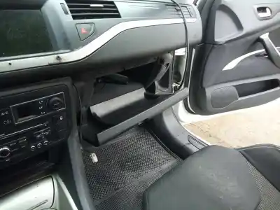 Veículo de Sucata citroen c5 i (dc_) 2.0 16v (dcrfnc dcrfnf) do ano 2011 alimentado rhf