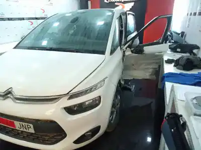 Scrapping Vehicle citroen c4 picasso ii 1.6 bluehdi 120 of the year 2016 powered bhz