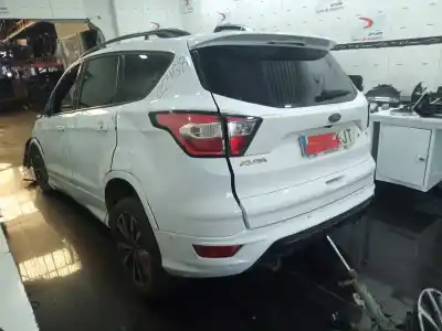 Здавання транспортного засобу ford kuga ii (dm2) 2.0 tdci 4x4 року 2018 потужний t7mc