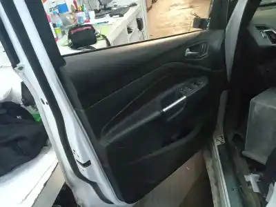 Здавання транспортного засобу ford kuga ii (dm2) 2.0 tdci 4x4 року 2018 потужний t7mc