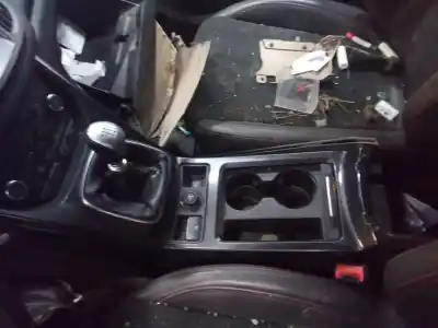 Здавання транспортного засобу ford kuga ii (dm2) 2.0 tdci 4x4 року 2018 потужний t7mc