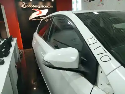 Veículo de Sucata toyota auris (_e15_) 1.8 hybrid (zwe150_) do ano 2019 alimentado 2zrfxe