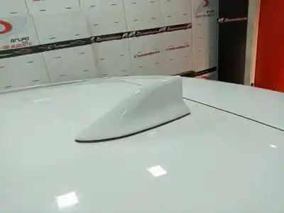 Veículo de Sucata toyota auris (_e15_) 1.8 hybrid (zwe150_) do ano 2019 alimentado 2zrfxe