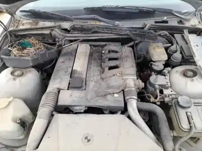 Veicolo di demolizione bmw 3 compact (e36) 318 tds dell'anno 1998 alimentato d174t1