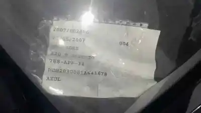 Veicolo di demolizione mercedes-benz clase c (bm 203) berlina d646963 dell'anno 1995 alimentato d646963