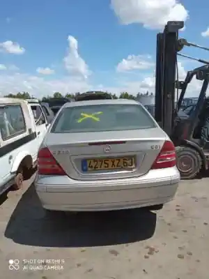 Veicolo di demolizione MERCEDES-BENZ CLASE C (BM 203) BERLINA D611962 dell'anno 2000 alimentato D611962