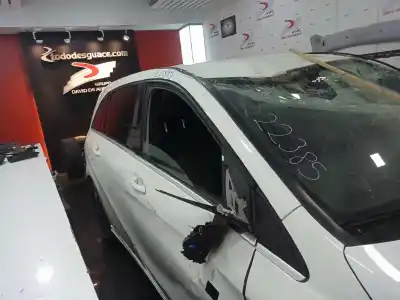 Veículo de Sucata mercedes-benz clase b b 180 cdi d 246.212 do ano 2016 alimentado k9k