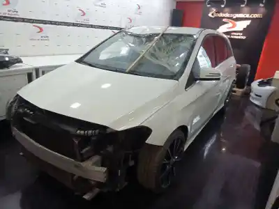 Veículo de Sucata mercedes-benz clase b b 180 cdi d 246.212 do ano 2016 alimentado k9k