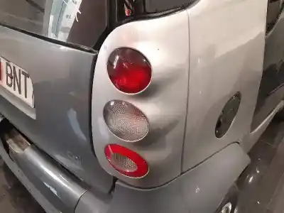 Veicolo di demolizione smart citycoupe 0.7 450.330 dell'anno 2001 alimentato d61