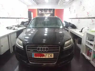 Veículo de Sucata AUDI Q7 (4LB) 3.0 TDI quattro do ano 2006 alimentado BUG