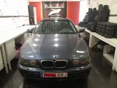 Scrapping Vehicle BMW 5 (E39) 530 d of the year 2002 powered D 256D1