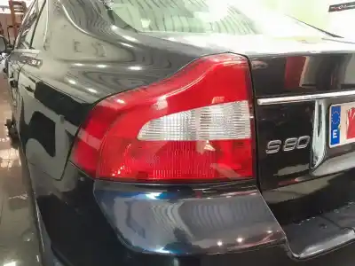 Scrapping Vehicle volvo s80 ii (124) d5 awd of the year 2007 powered 