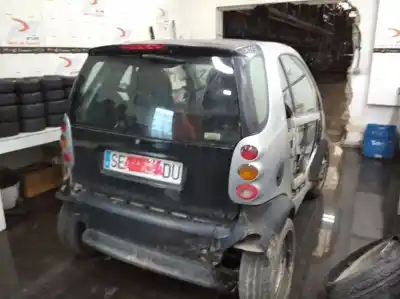 Veicolo di demolizione smart citycoupe 0.6 s1cla1.450.341 dell'anno 1998 alimentato g13