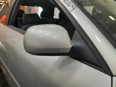 Véhicule à la ferraille audi a3 (8l1) 1.6 de l'année 2000 alimenté akl