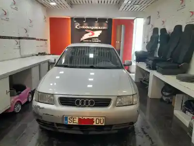 Scrapping Vehicle AUDI A3 (8L1) 1.6 of the year 2000 powered AKL