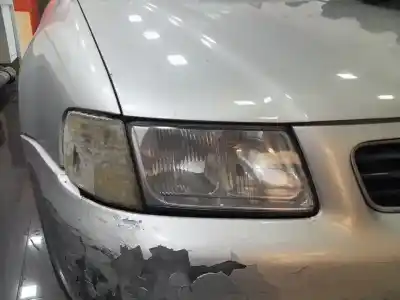 Véhicule à la ferraille audi a3 (8l1) 1.6 de l'année 2000 alimenté akl