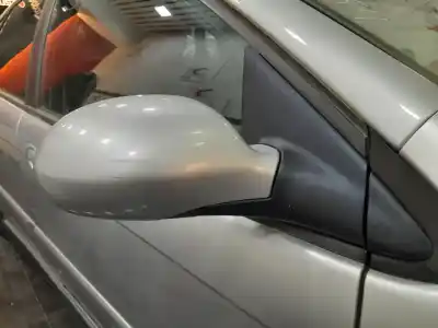 Véhicule à la ferraille citroen c5 i (dc_) 2.0 16v (dcrfnc dcrfnf) de l'année 2004 alimenté 